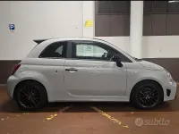 Usata Abarth 695 180 CV (132 kW) 2023 Grigio Utilitaria