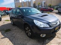Usata Subaru Outback Trend 150 CV (110 kW) 2012 Nero Station wagon