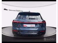 Usata Audi Q8 e-tron Advanced 300 kW (408 CV) 2024 Blu plasma metallizzato SUV