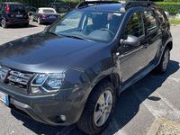 Usata Dacia Duster Lauréate 109 CV (80 kW) 2015 Grigio SUV