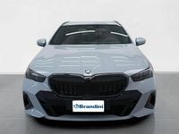 Usata BMW 520 M Sport 197 CV (144 kW) 2024 Grigio Station wagon