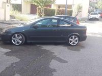 Usata Opel Astra 192 CV (141 kW) 2001 Verde Coupé