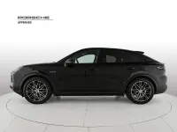 Usata Porsche Cayenne 470 CV (345 kW) 2024 Nero metallizzato SUV