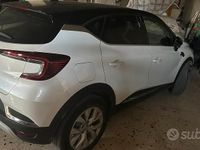 Usata Renault Captur 101 CV (74 kW) 2021 Bianco SUV