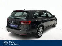 Usata VW Passat Business 150 CV (110 kW) 2022 Grigio pastello Station wagon