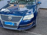 Usata VW Passat 105 CV (77 kW) 2006 Blu Station wagon