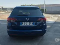 Usata Opel Astra 136 CV (100 kW) 2018 Bluazzurro Station wagon