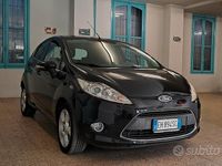 Usata Ford Fiesta 95 CV (69 kW) 2011 Nero Utilitaria
