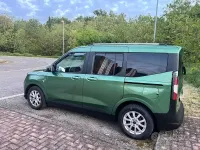 Usata Ford Tourneo Courier 125 CV (91 kW) 2024 Verde Monovolume