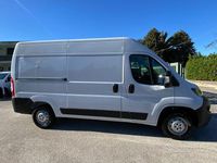 Usata Peugeot Boxer S 140 CV (102 kW) 2022 Bianco pastello Furgone