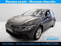 Usata VW Golf VIII Life 131 CV (96 kW) 2022 Grigio Berlina