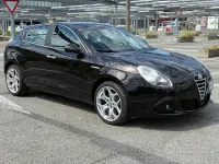 Usata Alfa Romeo Giulietta Exclusive 170 CV (125 kW) 2012 Nero Utilitaria