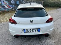 Begagnad VW Scirocco R 265 HK (194 kW) 2012 Vit Sportkupé