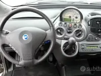 Usata Fiat Multipla 103 CV (75 kW) 2010 Marrone Monovolume