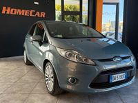 Usata Ford Fiesta Titanium 68 CV (50 kW) 2009 Blu Utilitaria