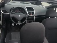Begagnad Peugeot 207 112 HK (82 kW) 2014 Vit Cab
