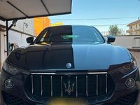 Usata Maserati Levante 350 CV (257 kW) 2017 Nero SUV