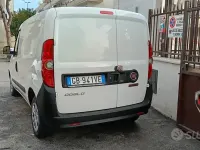 Usata Fiat Doblò 105 CV (77 kW) 2020 Bianco Monovolume