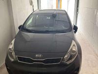 Second-hand Kia Rio Active 90 CP (66 kW) 2014 Gri Berlinǎ