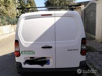 Usata Peugeot Partner 90 CV (66 kW) 2017 Bianco Monovolume