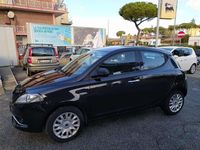 Usata Lancia Ypsilon Silver 95 CV (69 kW) 2016 Nero Utilitaria