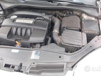 Usata VW Golf VI 102 CV (75 kW) 2008 Grigio Utilitaria