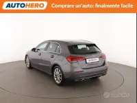 Usata Mercedes A180 116 CV (85 kW) 2019 Grigio Berlina