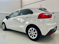 usata Kia Rio 1.2 BENZINA ** PER COMMERCIANTI **