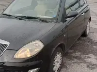 Usata Lancia Ypsilon 69 CV (50 kW) 2004 Nero Utilitaria