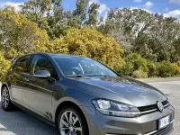 Usata VW Golf VII Highline 116 CV (85 kW) 2018 Berlina