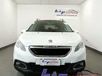 Usata Peugeot 2008 Allure 81 CV (59 kW) 2016 Bianco SUV