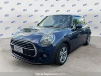 Usata Mini Cooper D Seven 116 CV (85 kW) 2017 Blu/azzurro Utilitaria