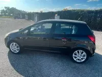 Usata Opel Corsa 80 CV (58 kW) 2006 Nero Utilitaria