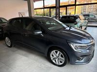 Usata Renault Clio V Business 91 CV (66 kW) 2021 Gray Berlina