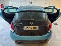Usata Lancia Ypsilon 69 CV (50 kW) 2013 Blu/azzurro Utilitaria