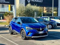 Usata Renault Captur Techno 92 CV (67 kW) 2022 Blu/azzurro SUV