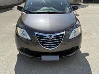 Usata Lancia Ypsilon 69 CV (50 kW) 2013 Grigio Utilitaria
