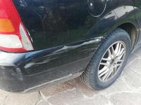 Usata Ford Focus S 101 CV (74 kW) 2000 Nero Station wagon