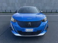 Usata Peugeot e-2008 Allure 99 kW (135 CV) 2021 Blu SUV