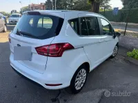 Usata Ford B-MAX Business Edition 75 CV (55 kW) 2017 Bianco Monovolume
