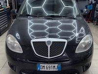Usado Lancia Ypsilon 60 CV (44 kW) 2008 Negro Utilitario
