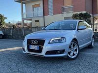 Usado Audi A3 Ambition 105 CV (77 kW) 2010 Gris Utilitario