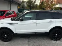 Usata Land Rover Range Rover evoque SE 150 CV (110 kW) 2017 Bianco Station wagon
