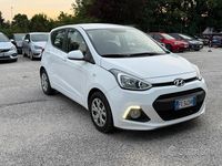 Usata Hyundai i10 Comfort 66 CV (48 kW) 2016 Bianco Utilitaria