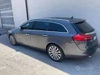Usata Opel Insignia 160 CV (117 kW) 2010 Nero Station wagon