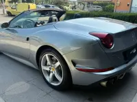 Usata Ferrari California 560 CV (411 kW) 2017 Grigio Cabrio