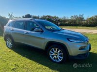 Usata Jeep Cherokee 185 CV (136 kW) 2016 Grigio SUV