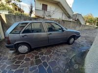 Usata Fiat Tipo 76 CV (55 kW) 1990 Grigio Berlina