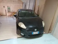 Usata Fiat Grande Punto Dynamic 90 CV (66 kW) 2006 Nero Utilitaria