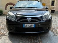 Brugt Dacia Sandero Lauréate 75 HK (55 kW) 2010 Grå Hatchback